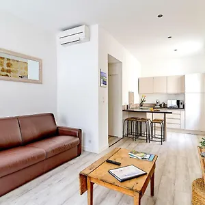 Appartement Et Entre Le Pont D Et Le Palais Des Papes Avignon